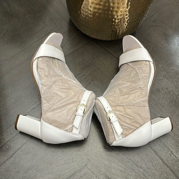 Naturalizer Women's Vera Dress Sandal (WIDE) - Picture 8 of 12